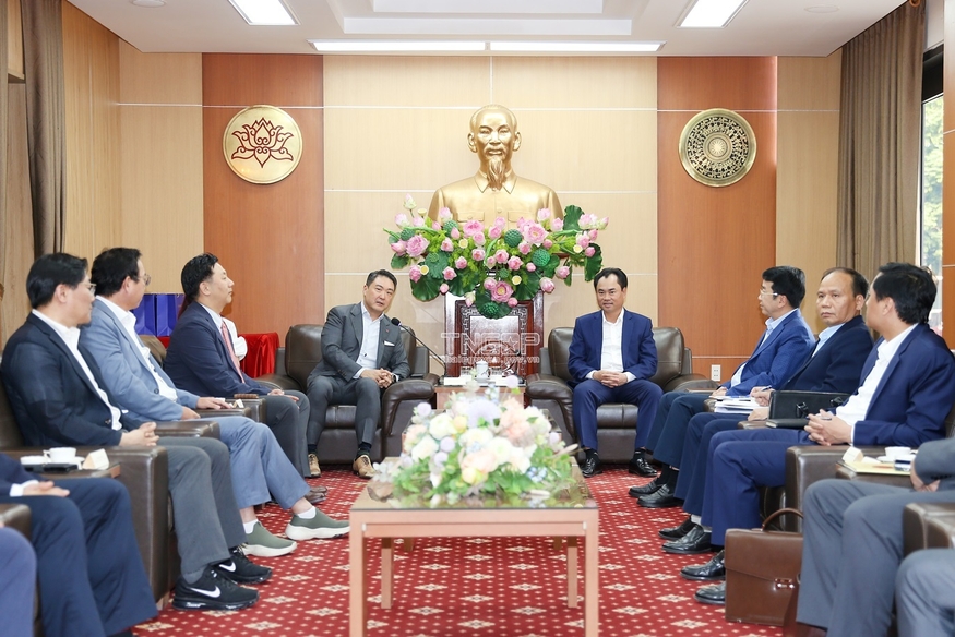 Lotte Mart CEO Kang Seong-hyun Expands to Thai Nguyen, Pushing for 16th Store in Vietnam