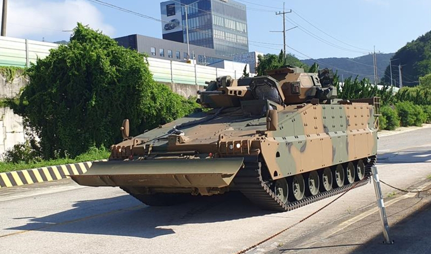 Hanwha Aerospace to Equip 131 Australian Redback IFVs with UK’s Pearson ‘Combat Dozer Blades’