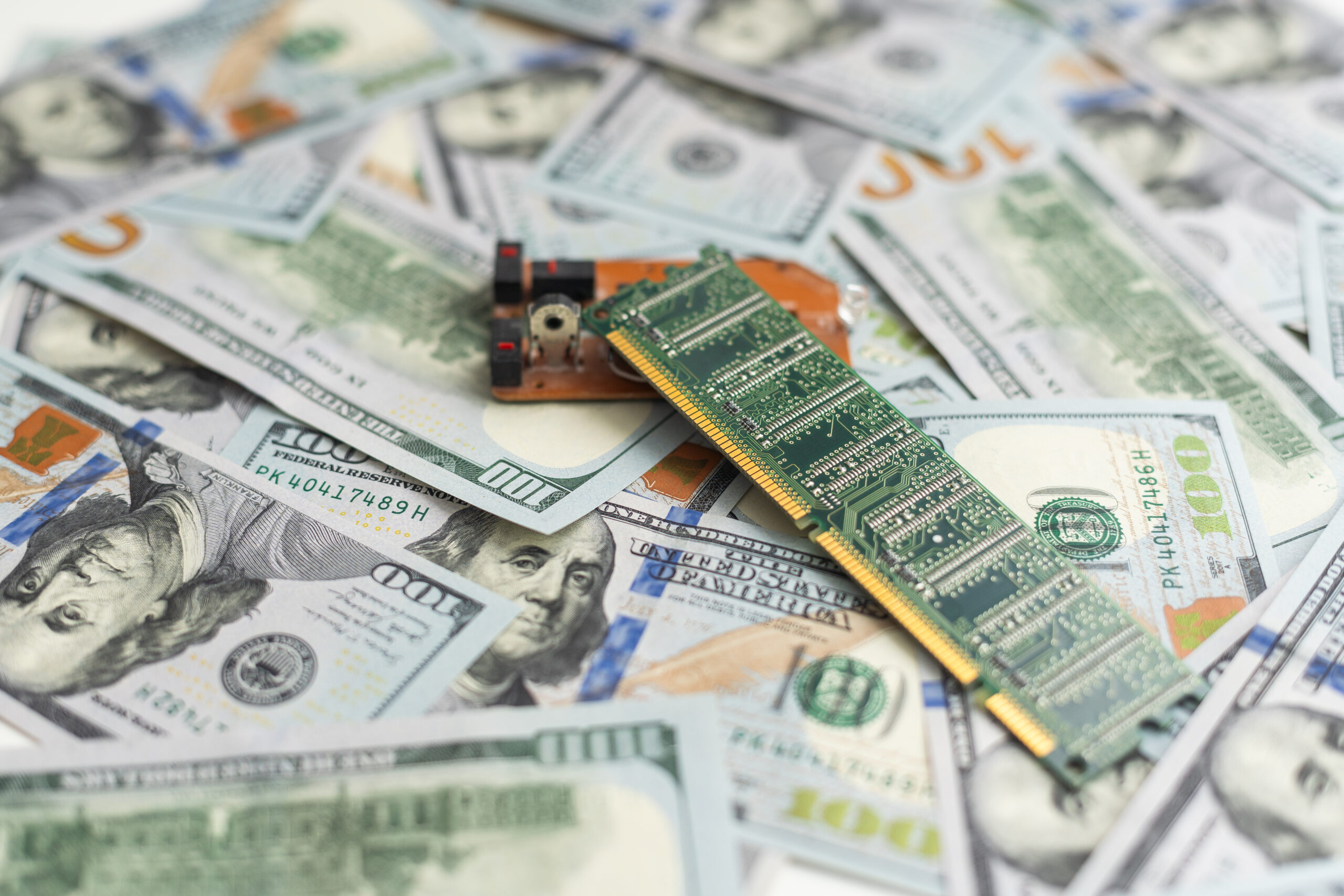 Chip Boom Delivers Cash Windfall for South Korea’s Corporate Giants