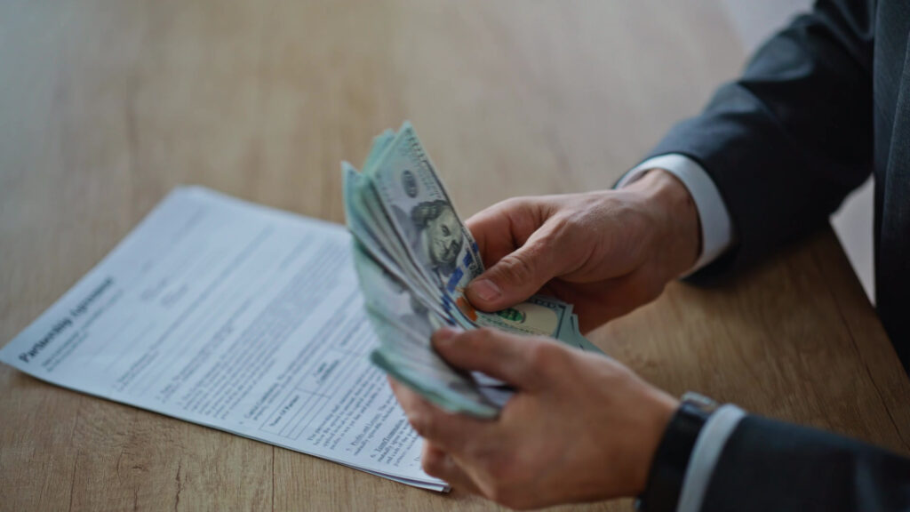 Policy Banks Lead Widening Pay Gap Among South Korea’s Public Institutions