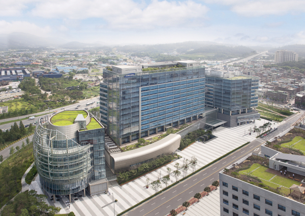 Samsung C&T’s Saudi Hospital Deal Shows How Korean Firms Are Expanding Into AI Infrastructure
