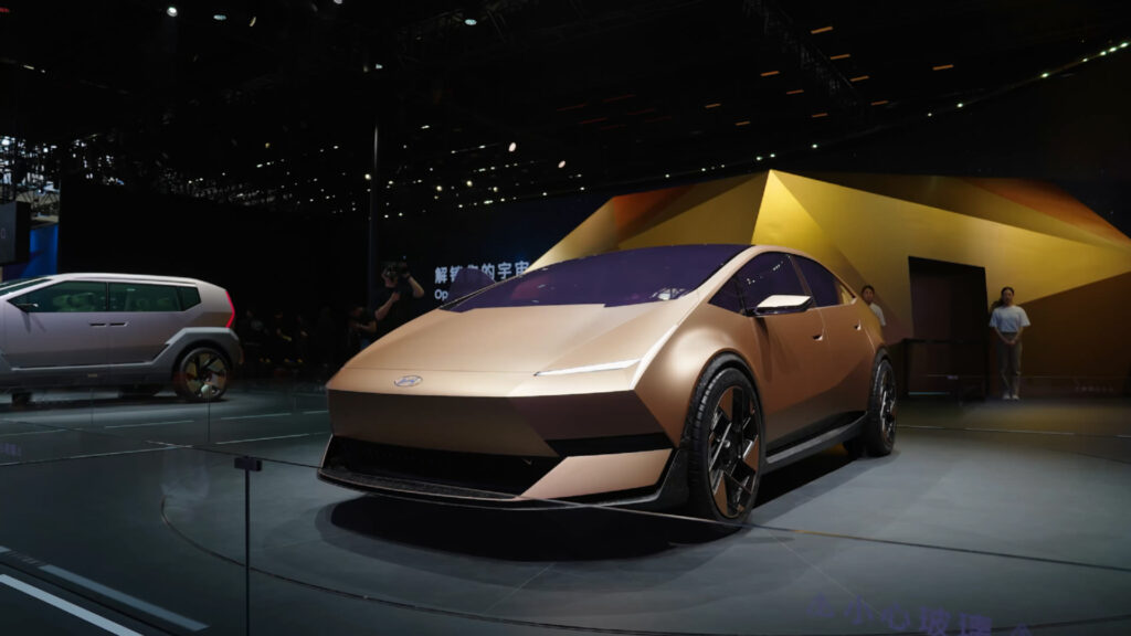 Hyundai Bets on New EV to Revive Fortunes in China