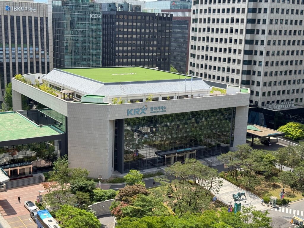 South Korea’s Wealth Shift Moves From Apartments to Stocks as Semiconductor Boom Rewires Capital Flows