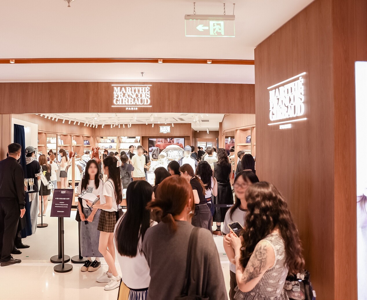 K-Fashion Pursues Dual Strategy: Expanding in China, Strengthening Imported Brands at Home
